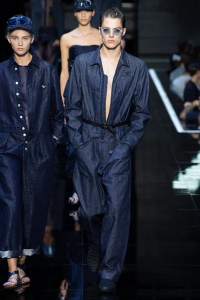 Look 95